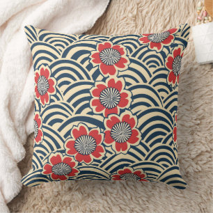 Cojín Decorativo Rojas Sakura Marina Ola Crema Patrón Japonés