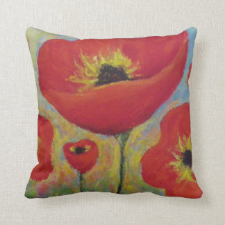 Cojín decorativo rojo de las amapolas