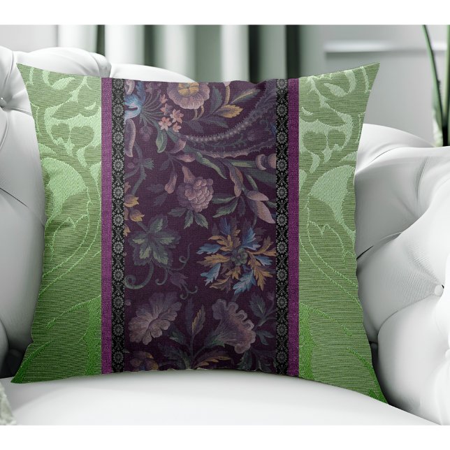 Cojín Decorativo Romance gótico: Elegancia victoriana verde y púrpu (Subido por el creador)