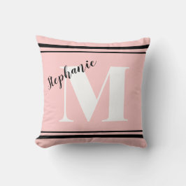 Cojín Decorativo Rosa claro y monograma negro