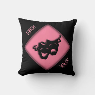 Cojín decorativo rosa de máscaras griegas tristes