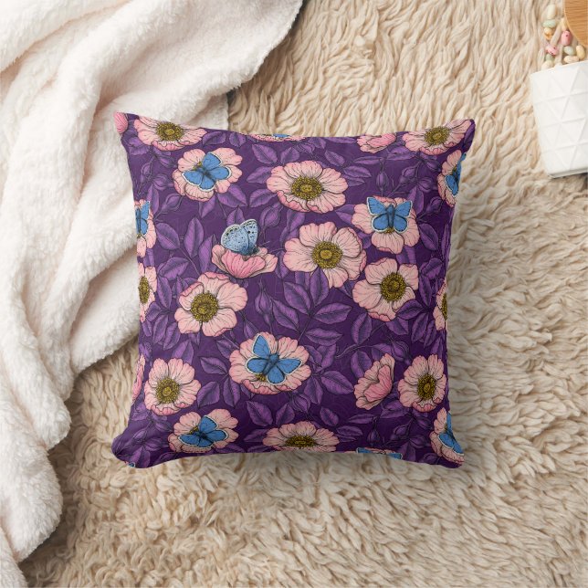 Cojín Decorativo Rosa de perro y mariposas en rosa y púrpura (Manta)