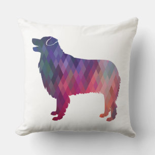 Cojín Decorativo Rosa de silueta geométrica de pastor australiano