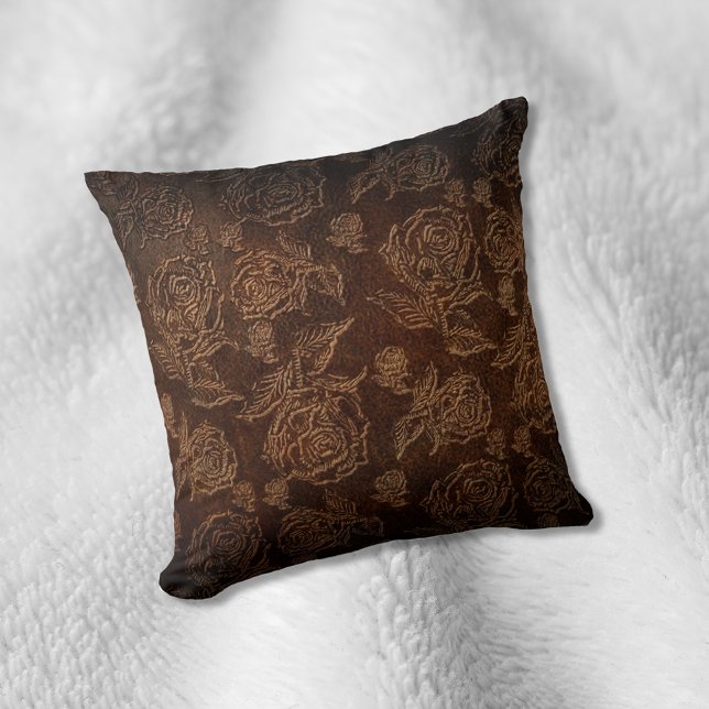 Cojín Decorativo Rosa Grabado en relieve de imitación marrón (Subido por el creador)