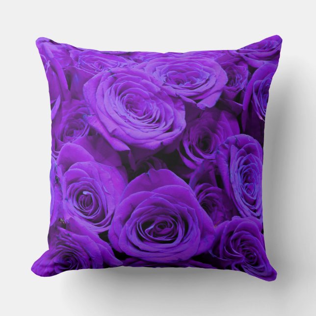 Cojín Decorativo Rosa morado, flores azul violeta vibrante (Anverso)
