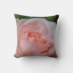 Cojín Decorativo Rosa rosa y gotas de lluvia