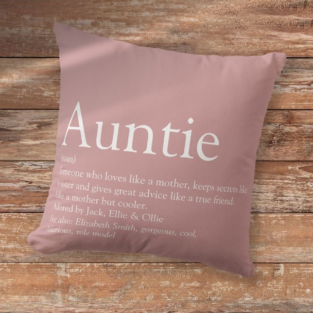 Cojín Decorativo Rosa rosado con definición de unidad personalizada (Personalized Auntie Definition Dusty Rose Pink Throw Pillow)