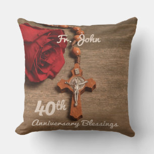 Cojín Decorativo Rosa y Rosario del 40° Aniversario de la Ordenació