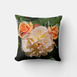 Cojín Decorativo Rosas crema naranja