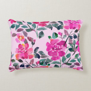 Cojín Decorativo Rosas opulentos de acuarela dibujados a mano. Mare