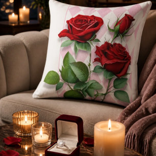 Cojín Decorativo Rosas rojas y patrón de diamantes rosados y blanco