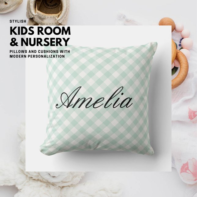 Cojín Decorativo Sage Sage Green Gingham Script Nombre (Subido por el creador)