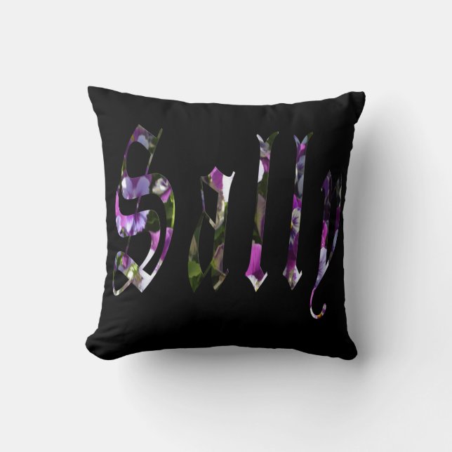 Cojín Decorativo Sally, Name, Logo, Black Throw Cushion. (Anverso)