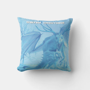 Cojín Decorativo Saludos de invierno. Dragón de hielo con cuernos