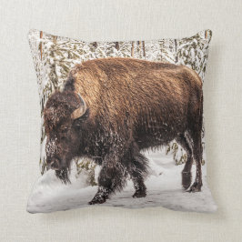 Cojín Decorativo Scary Bison (Bison bison) - Búfalo - Nieve