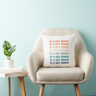 Cojín Decorativo Sé un buen humano (en repetición)