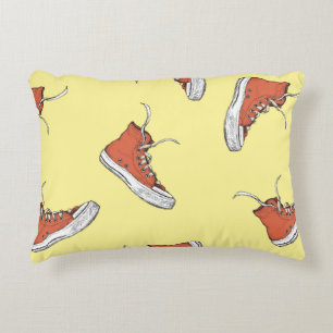 Cojín Decorativo Seamless pattern with vintage red sneakers,hand dr