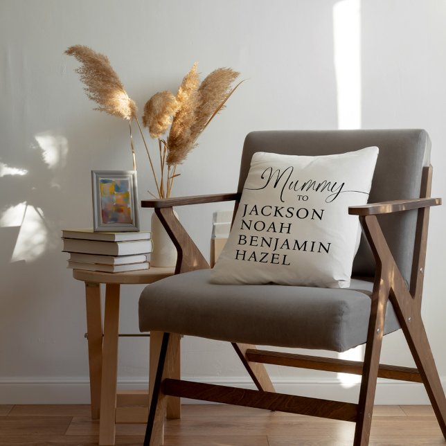 Cojín Decorativo Secuencia de comandos de momias: Niños personaliza (Mummy Script Personalized Kids Names Mother's Day Throw Pillow)