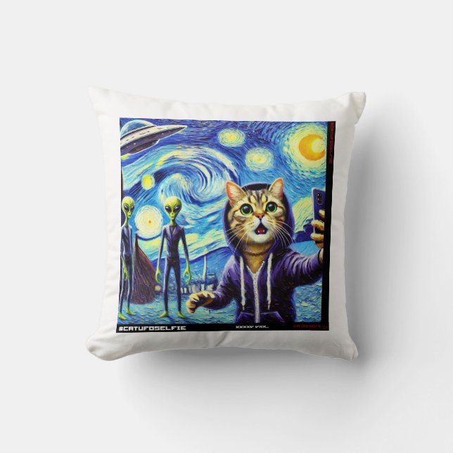 Cojín Decorativo Selfie de OVNIS: Regalo del Gatito #03 (Anverso)