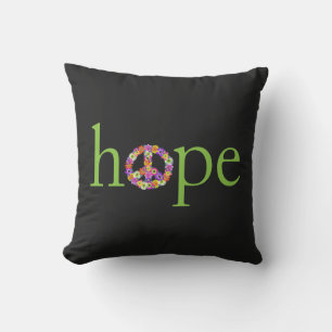 Cojín Decorativo Señal de Esperanza y Paz Floral en Negro