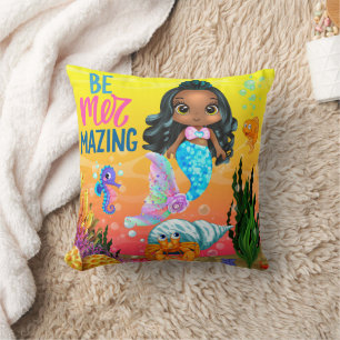 Cojín Decorativo Ser Mer-mazing bajo el tema de la sirena marina