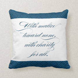 Cojín Decorativo Serie del VALOR - con mala voluntad hacia ningunos