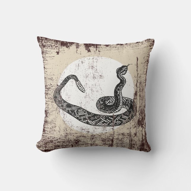 Cojín Decorativo serpiente resaca (Anverso)