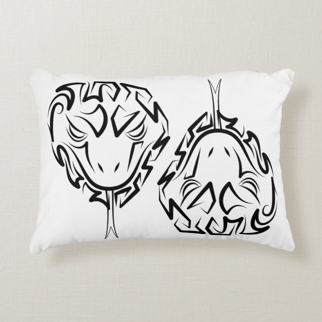 Cojín Decorativo Serpiente Tribal Negra y Blanca (Anverso)