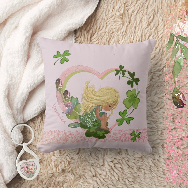 Cojín Decorativo Shamrock Chica Soft Pink ( Shamrock Girl Soft Pink Throw Pillow , check our St Patrick's Day collection)
