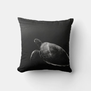 COJÍN DECORATIVO SILHOUETTE OF SEA TURTLE UNDERWATER