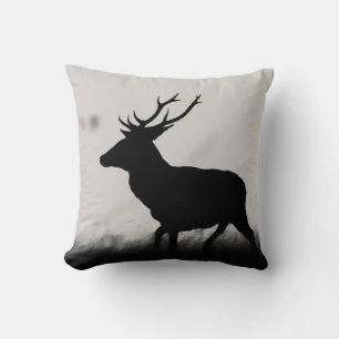 Cojín Decorativo Silueta de ciervo rojo en blanco y negro