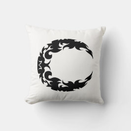 Cojín Decorativo Silueta de Luna Creciente Negra Embrujadora