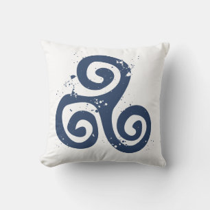 Cojín Decorativo Símbolo gitano o celta de Triskele