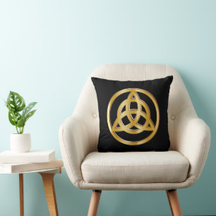 Cojín Decorativo símbolo Triquetra