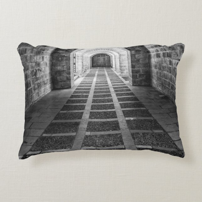 Cojín Decorativo Simetría en blanco y negro (Anverso)