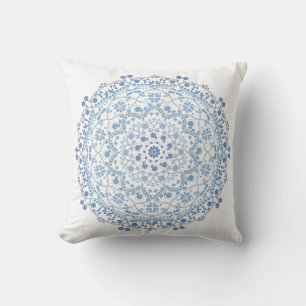 Cojín Decorativo Simple Azul Y Blanco Mandala Floral Elegante