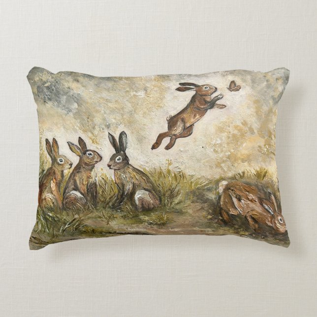 Cojín Decorativo Skyward Fluff Meadow Hare Whimsical Rabbit Family  (Anverso)