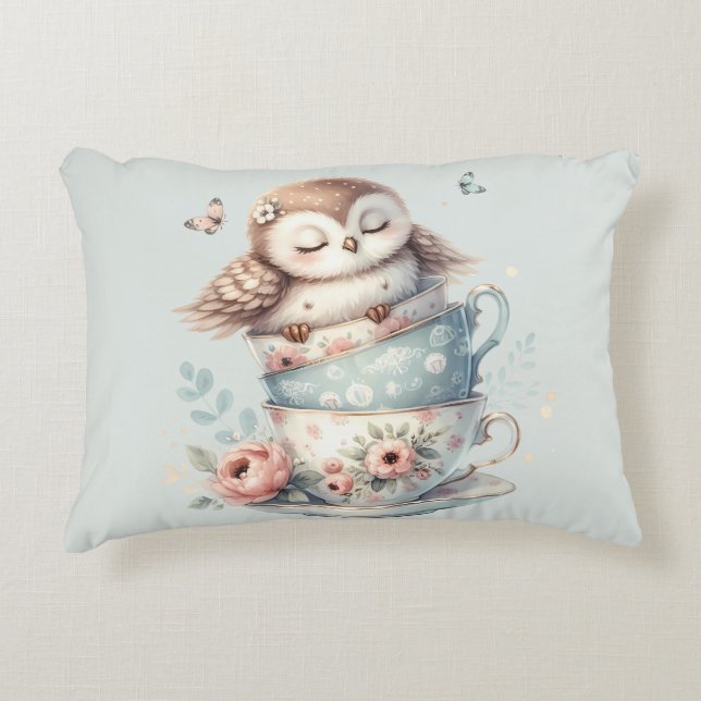 Cojín Decorativo Sleeping Owl in Stacked Floral Teacups (Anverso)