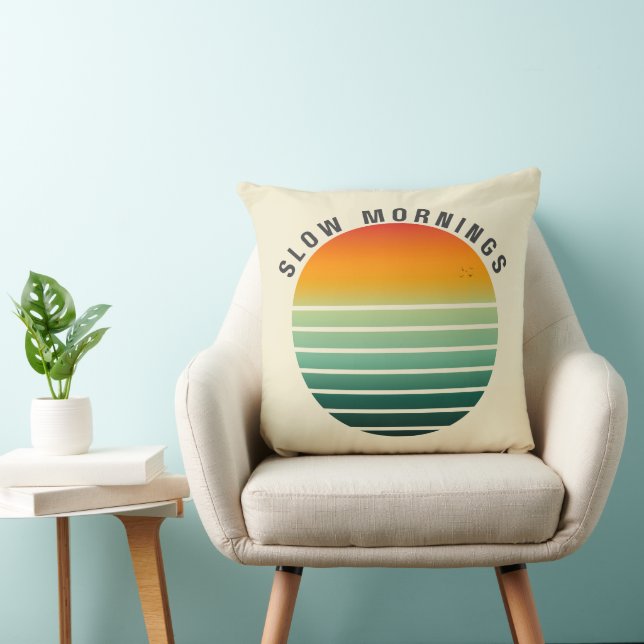 Cojín Decorativo Slow Mornings - Retro Sunset Throw Pillow (Silla)
