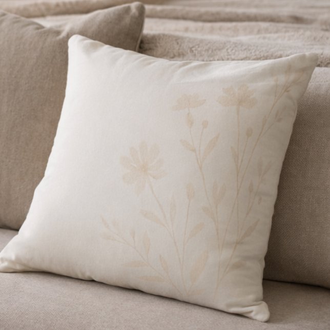Cojín Decorativo Soft Ivory Florals Throw Pillow (Muted gray and peach-beige florals designed for serene bedrooms and reading corners)