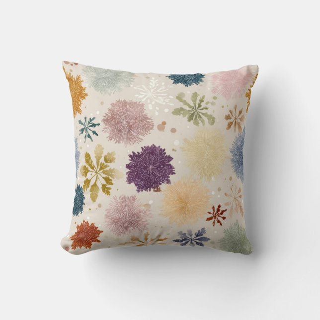 Cojín Decorativo Soft Pastel Snowflake Floral Throw Pillow – Warm B (Anverso)
