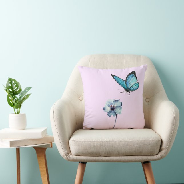 Cojín Decorativo Soft Pink Pillow with Blue Flower and Butterfly (Silla)