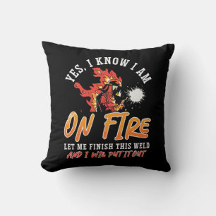 Cojín Decorativo Soldadora Estoy En Fuego Dejadme Terminar La Solda