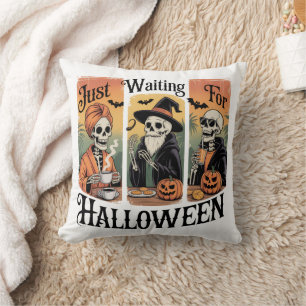 Cojín Decorativo Solo Esperando Halloween – Divertida Temporada de