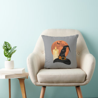 Cojín Decorativo Sombrero de Bruja & Vela Bajo la Luna Naranja de H