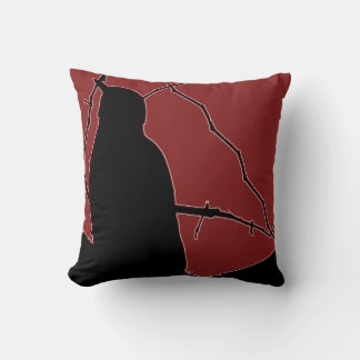 Cojín Decorativo Song Bird Black Silhouette en Maroon