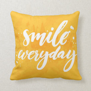 Cojín Decorativo Sonrisa diaria