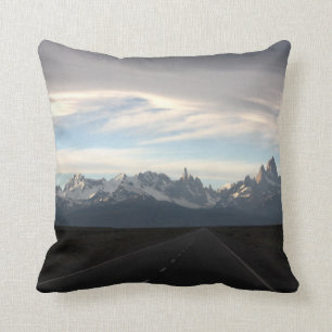 Cojín Decorativo Soporte Fitz Roy y gama de los Andes