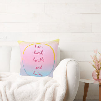 Cojín Decorativo Soy amada, adorable y cariñosa afirmación rosa