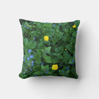 Cojín Decorativo Speedwell and Buttercups